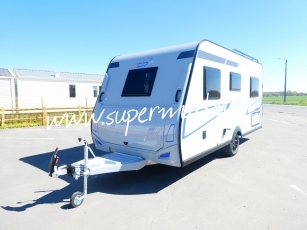 Caravelair - Sport line 455 climatisée avec store ou auvent