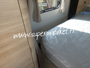 Caravelair - Sport line 480 Lit central avec AUVENT OU STORE  OPPORTUNITEE
