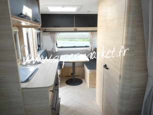 Caravelair - Sport line 480 Lit central avec AUVENT OU STORE  OPPORTUNITEE