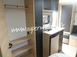 Caravelair - Sport line 420 Lit a  la francaise avec store ou auvent